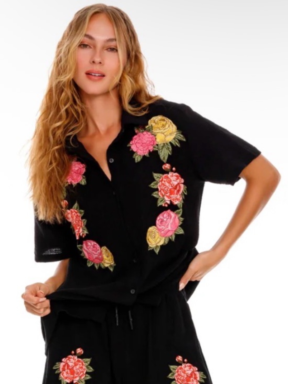 NWT UNISEX Agua Bendita Black Button-Up Top with Rose Embroidery
